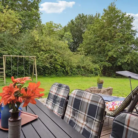 Gorgeous Home In Tranekaer With Sauna Semesterbostad *